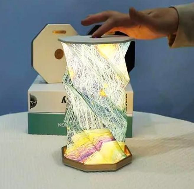Creative rotating Lamp
