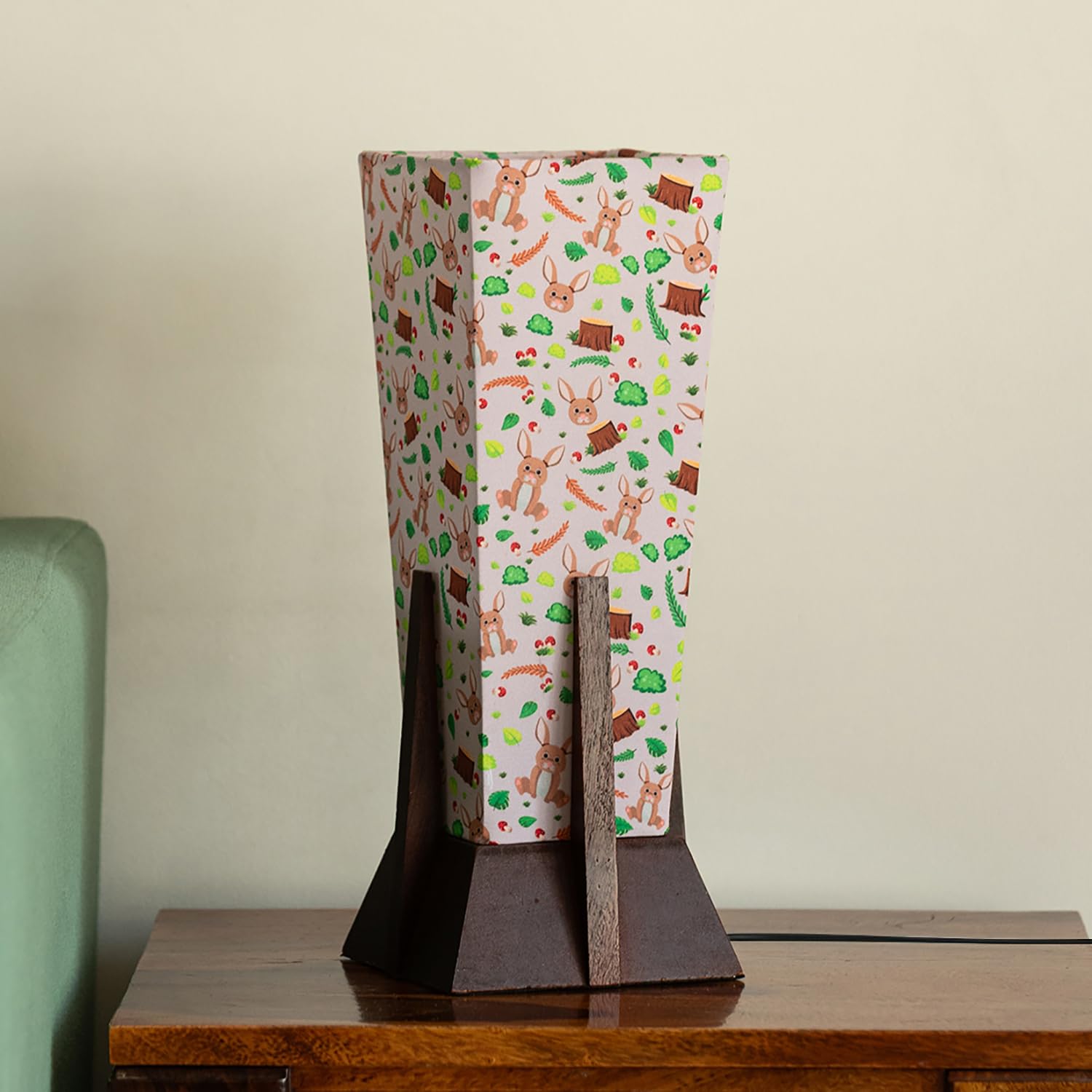 Wooden Pyramid Table Lamp